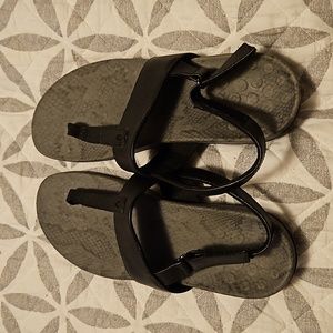 Vionic sandals